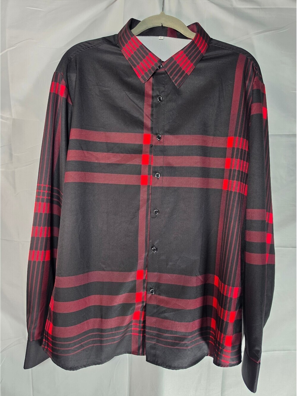 Men’s Large Black Red Plaid Button Down Long Sleeve Shirt 100% Polyester